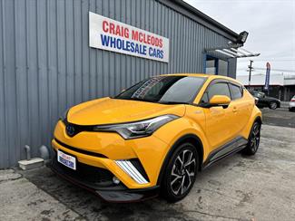 2017 Toyota C-HR - Thumbnail