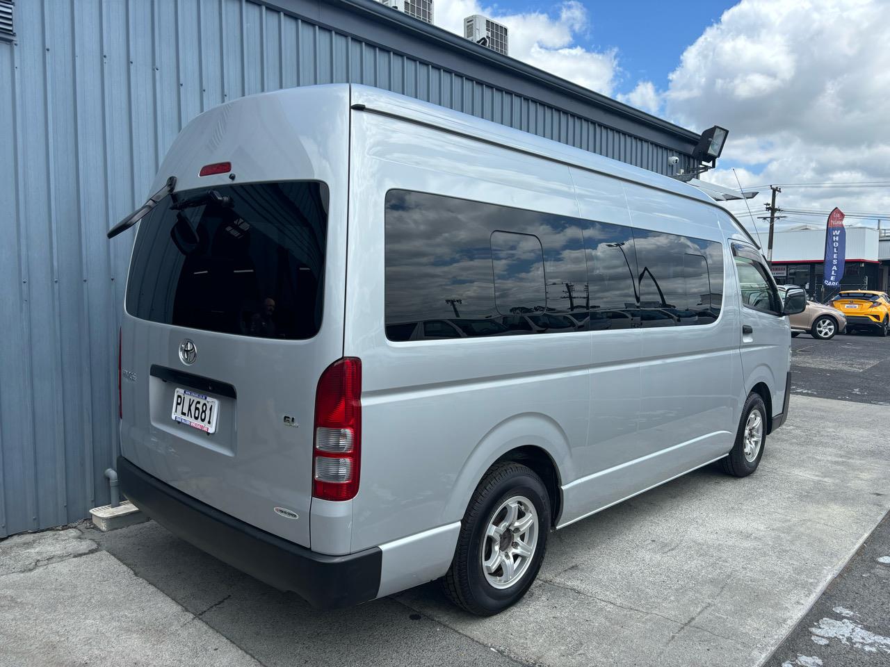 2015 Toyota HIACE