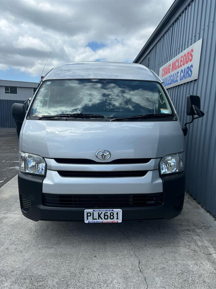 2015 Toyota HIACE