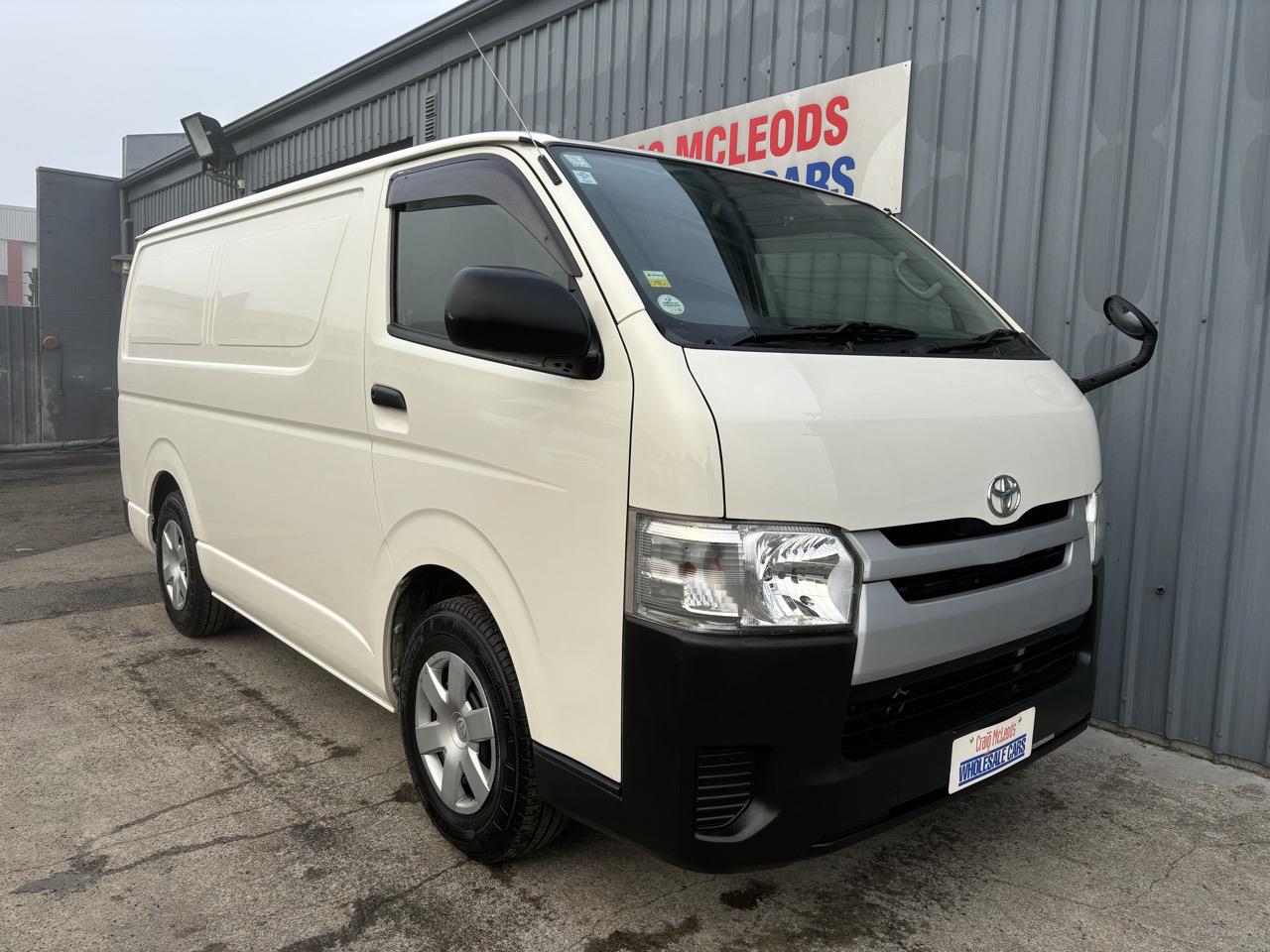 2019 Toyota HIACE