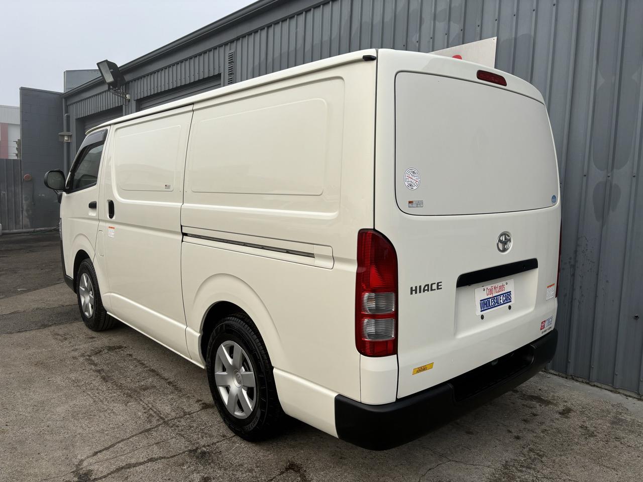 2019 Toyota HIACE