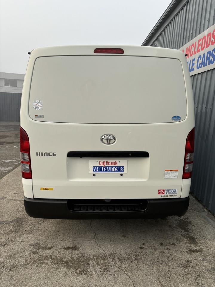 2019 Toyota HIACE