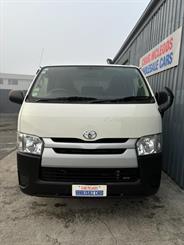 2019 Toyota HIACE - Thumbnail