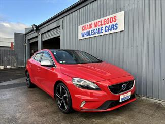 2015 Volvo V40 - Thumbnail