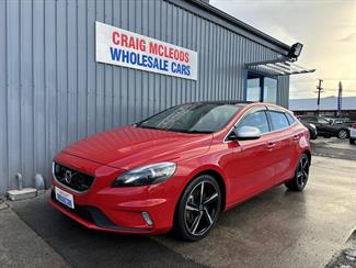 2015 Volvo V40 - Thumbnail