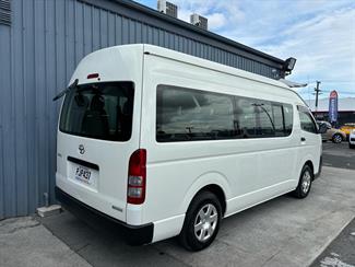 2013 Toyota HIACE - Thumbnail