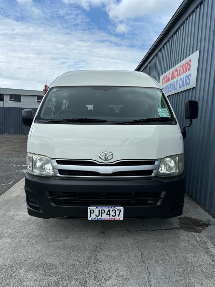 2013 Toyota HIACE