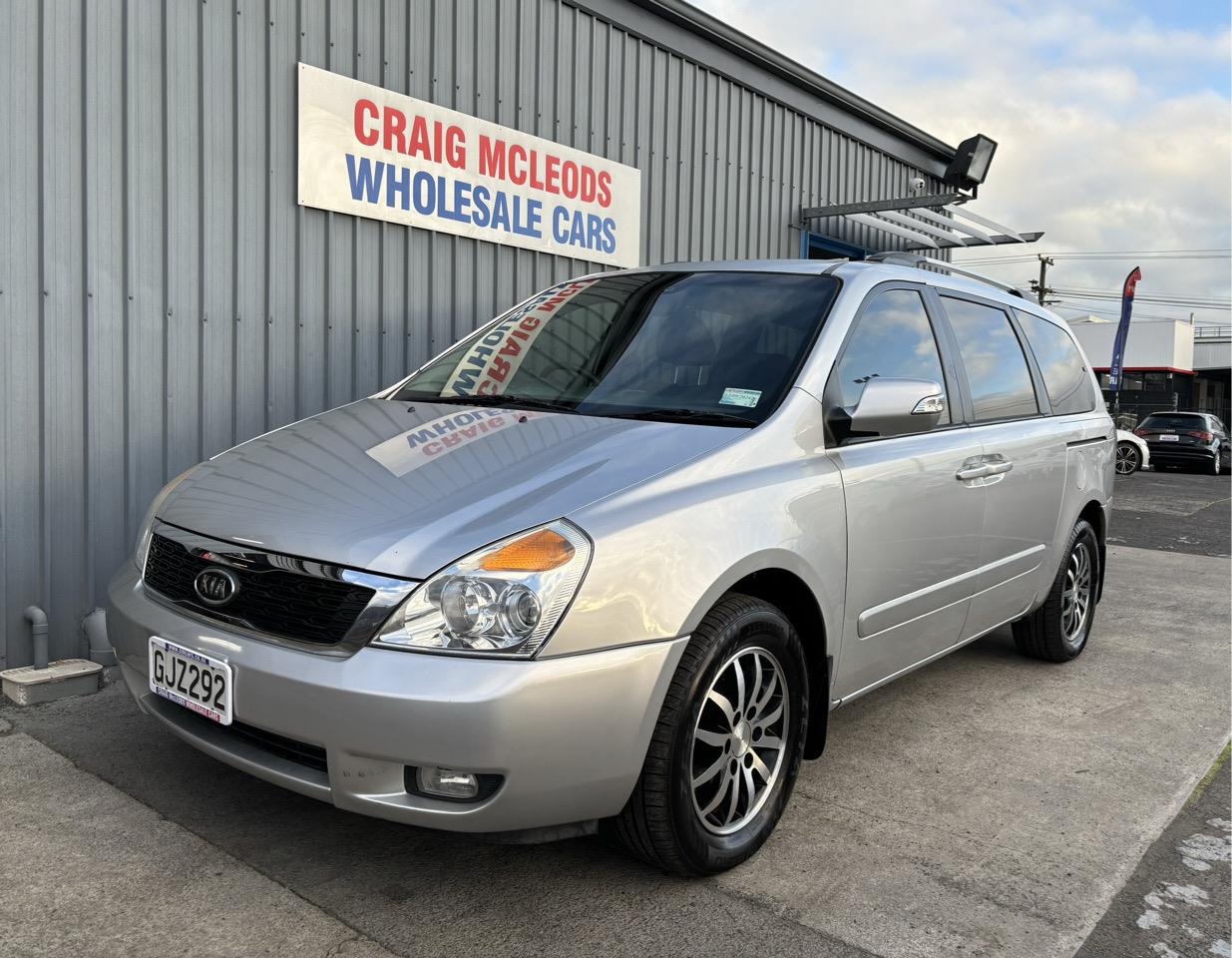 2012 Kia Carnival