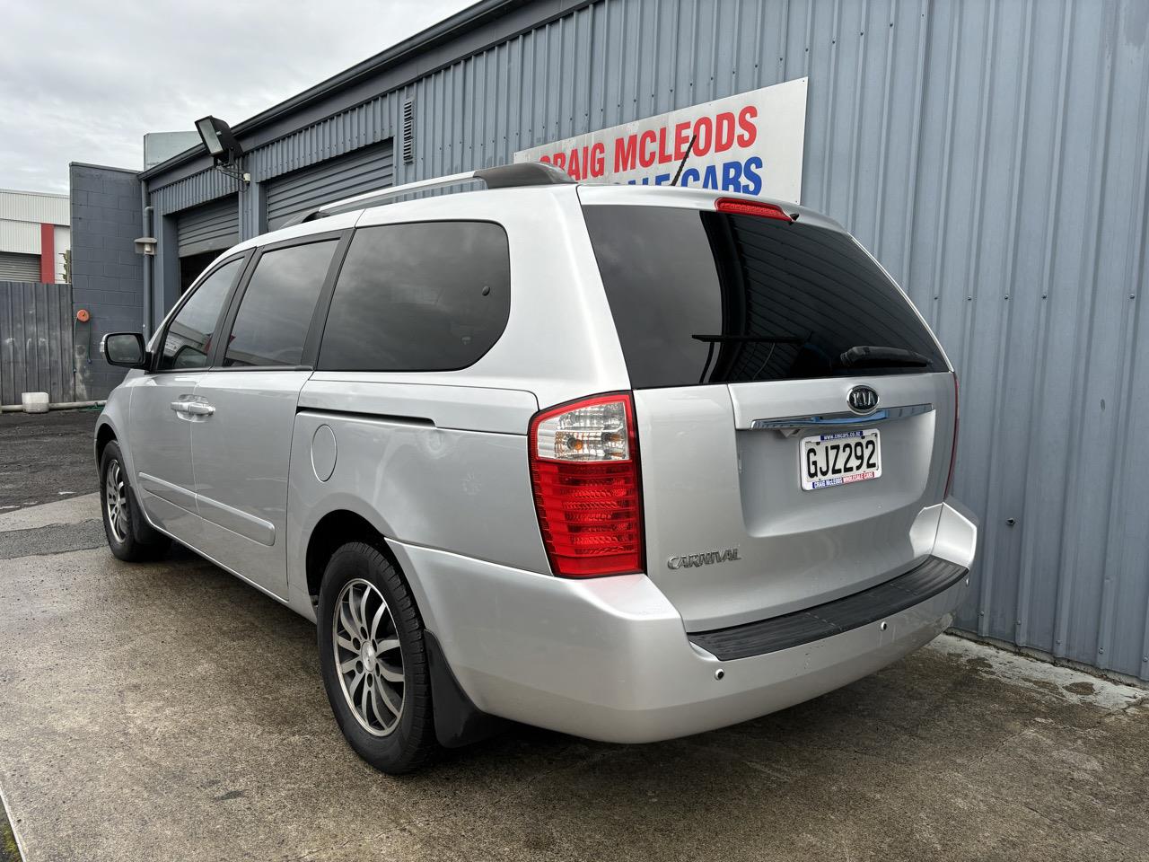 2012 Kia Carnival