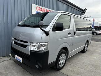 2020 Toyota HIACE - Thumbnail