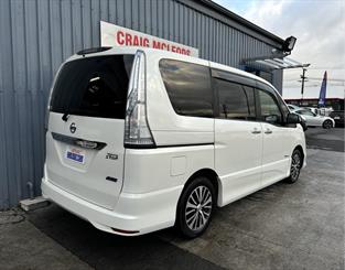 2014 Nissan SERENA - Thumbnail