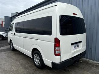 2006 Toyota HIACE - Thumbnail