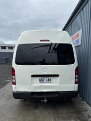 2006 Toyota HIACE - Thumbnail