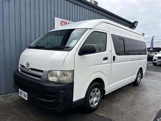 2006 Toyota HIACE - Thumbnail