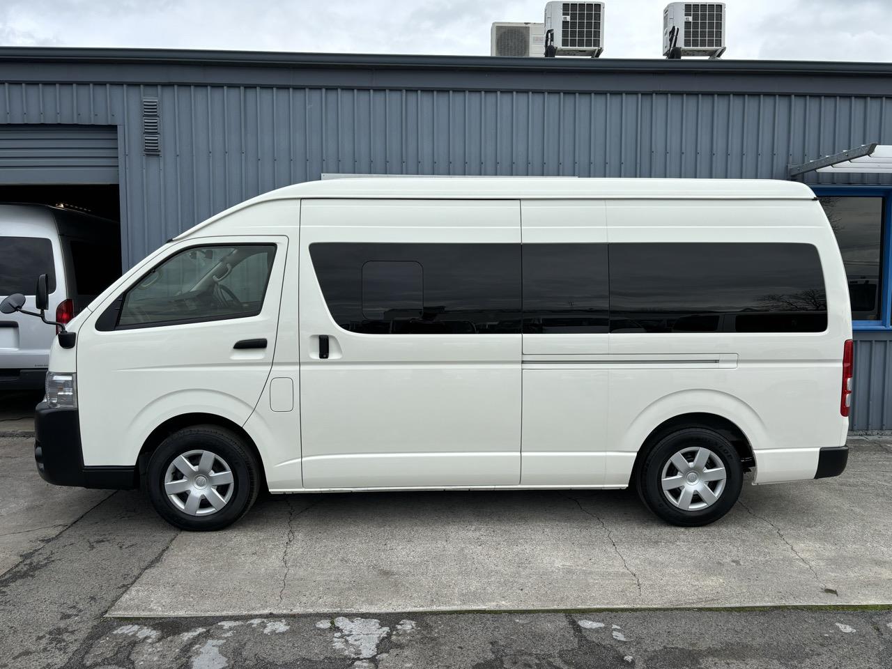 2020 Toyota HIACE