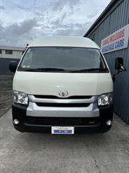 2020 Toyota HIACE - Thumbnail