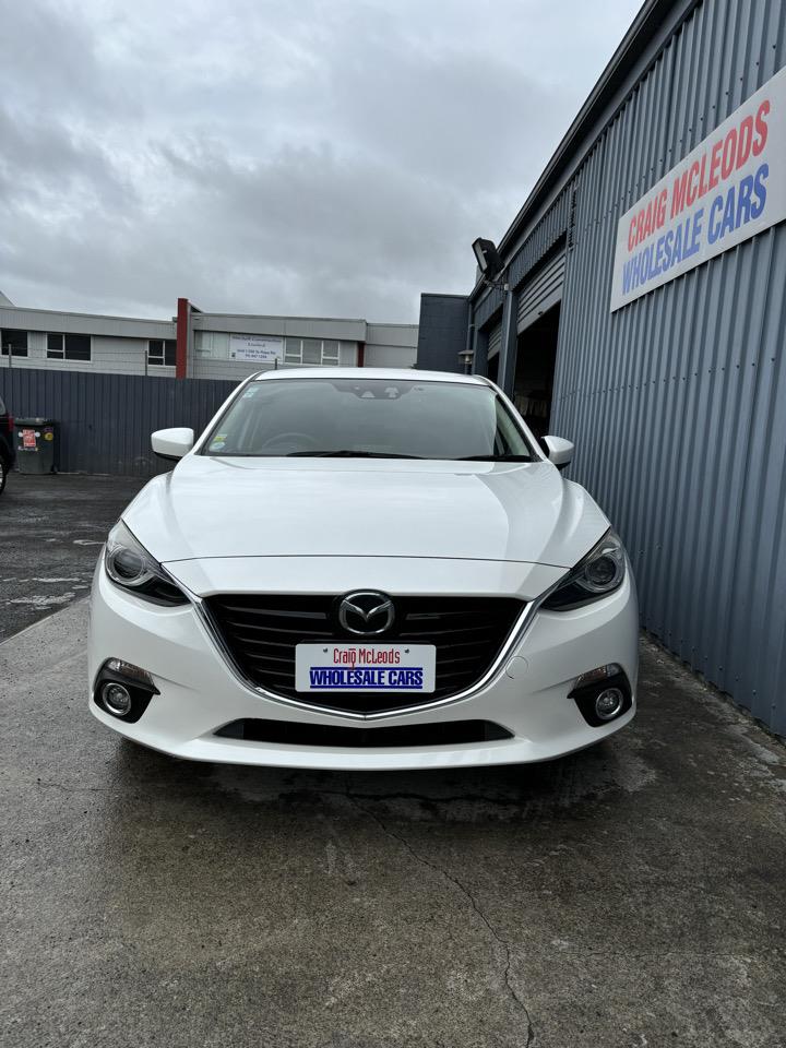 2015 Mazda Axela