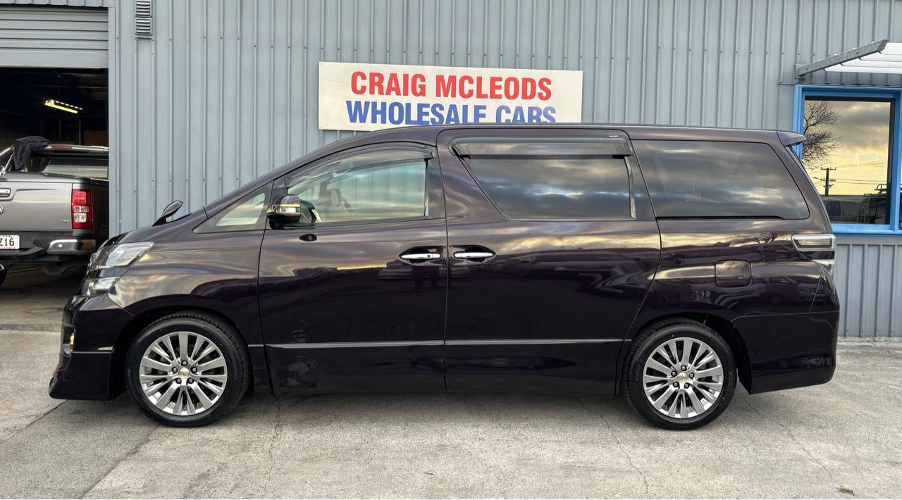 2013 Toyota Vellfire