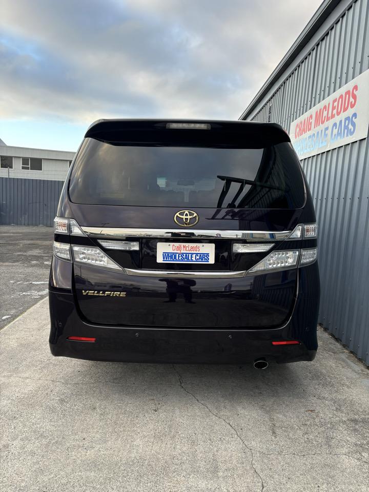 2013 Toyota Vellfire