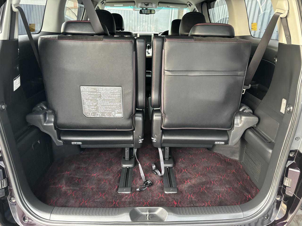 2013 Toyota Vellfire