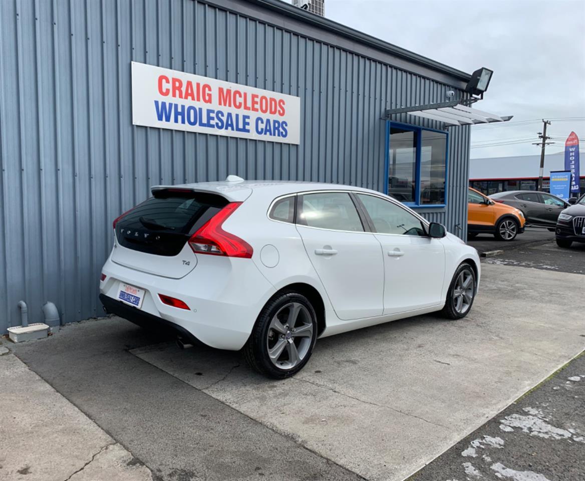 2014 Volvo V40