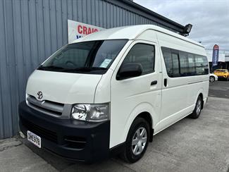 2006 Toyota HIACE - Thumbnail