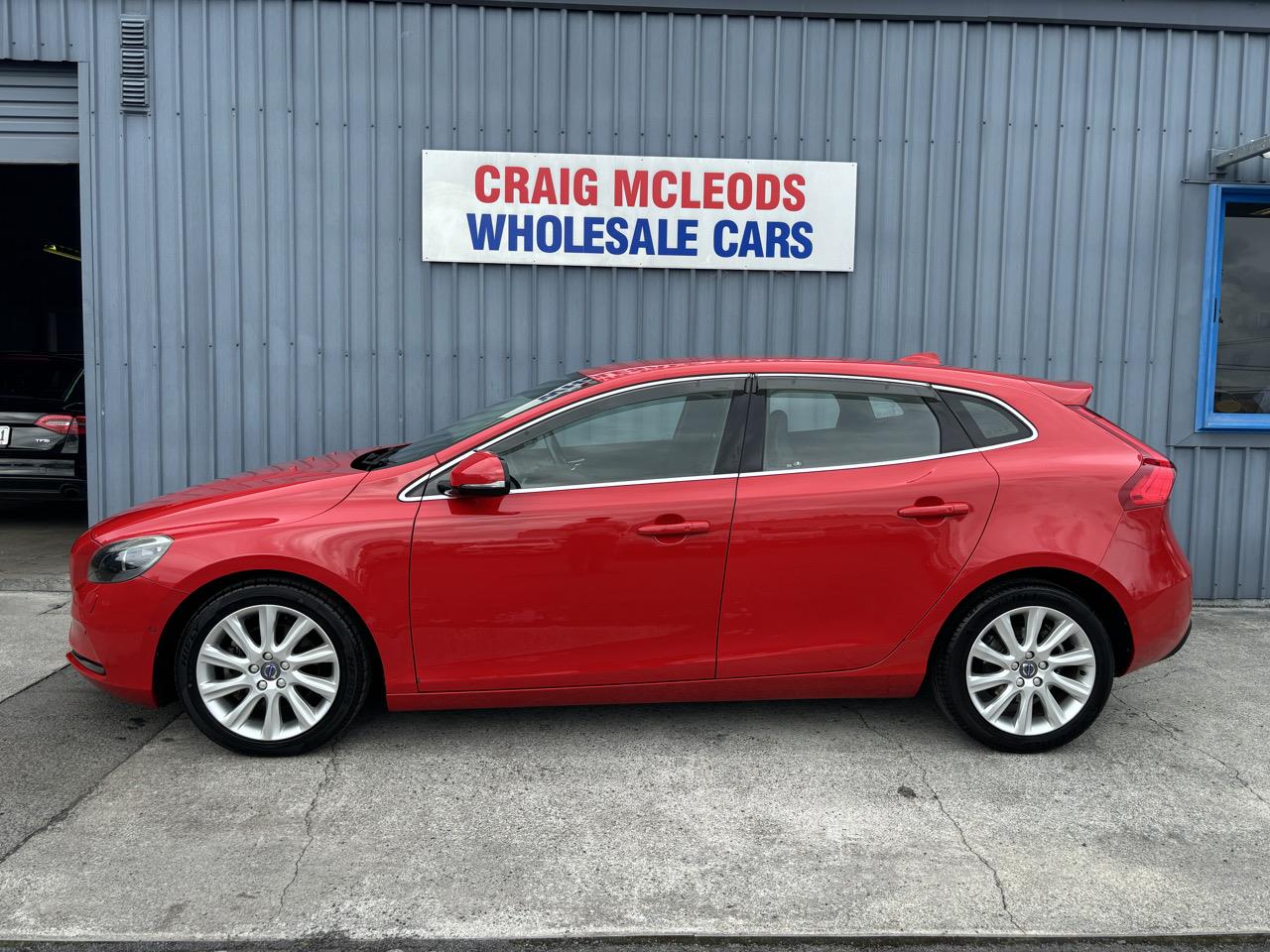 2015 Volvo V40