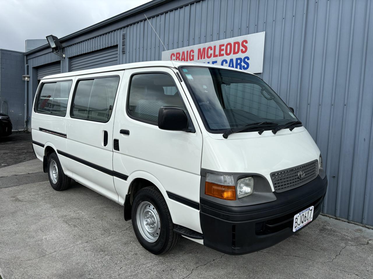 2003 Toyota HIACE