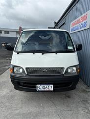 2003 Toyota HIACE - Thumbnail