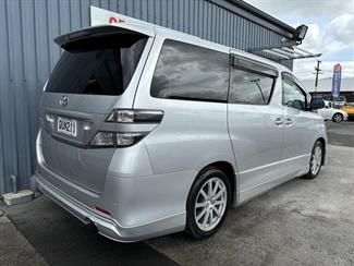 2008 Toyota Vellfire - Thumbnail