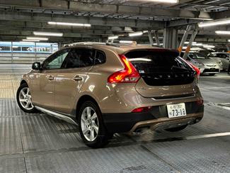 2014 Volvo V40 - Thumbnail